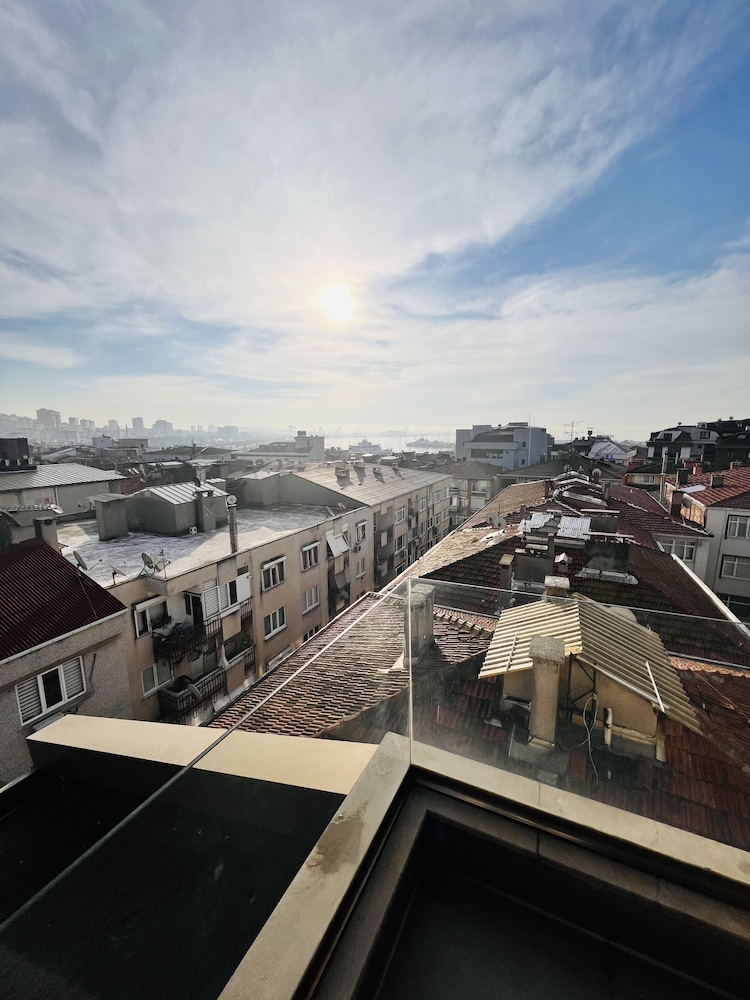 Inera Hotel 38/42