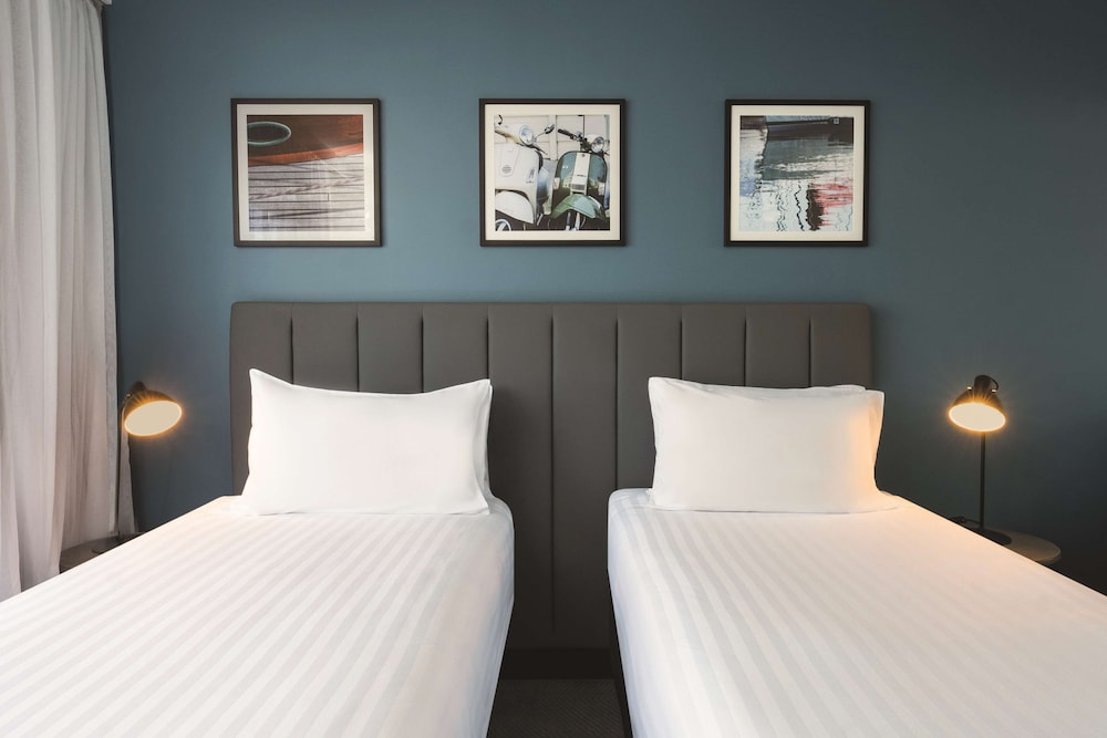 TRAVELODGE HOBART 37/70