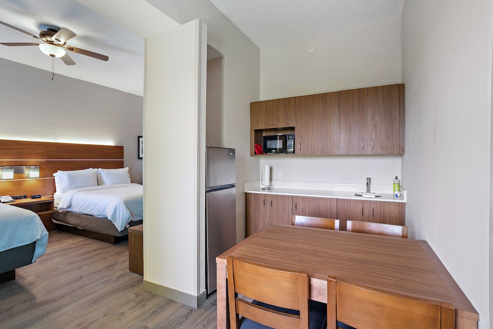 Holiday Inn Express St. Augustine - Vilano Beach 32/52