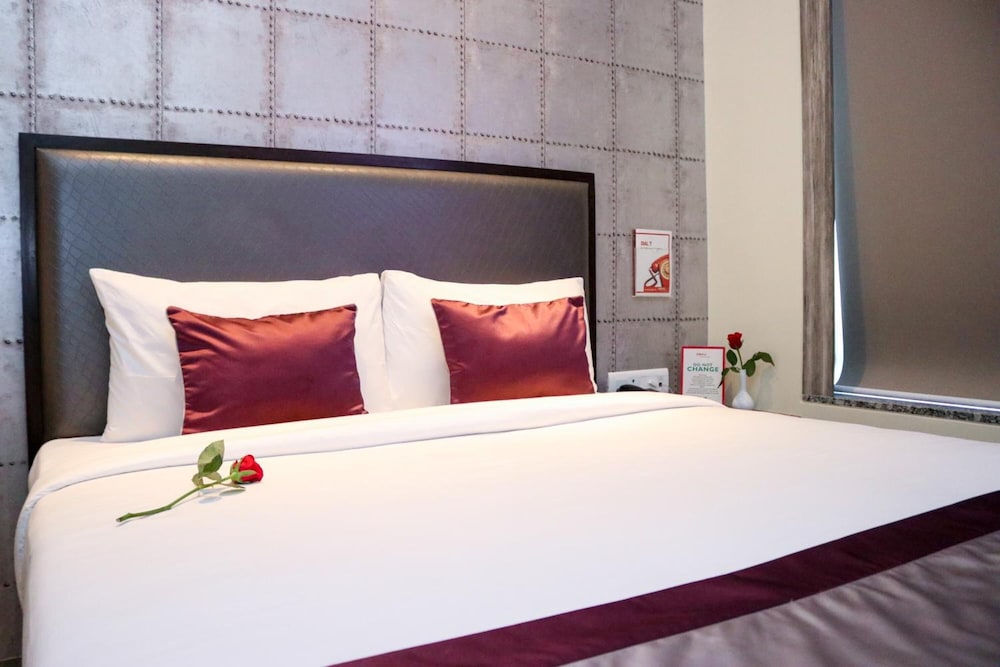 7 Apple Hotel 18/60