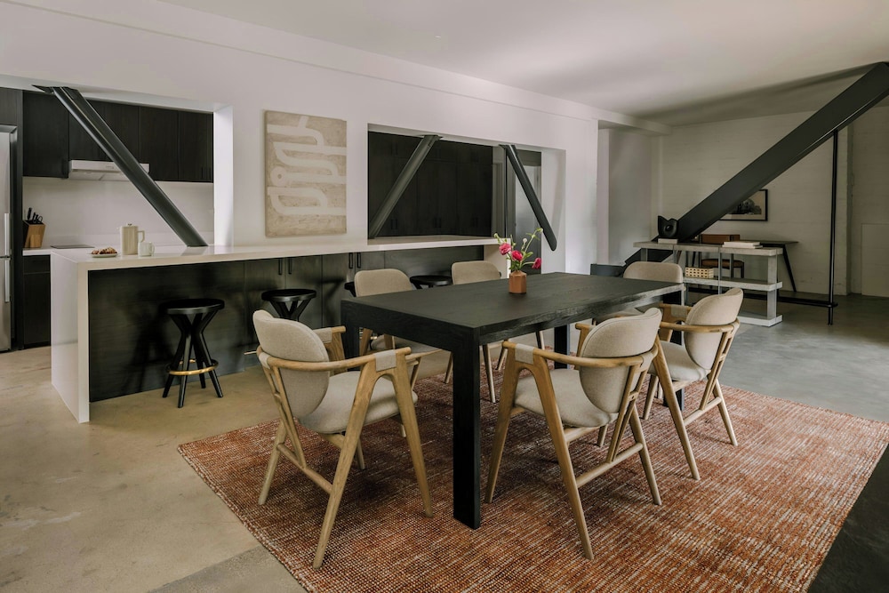 Sonder by Marriott Bonvoy The Winfield Apartments Downtown LA 51/58