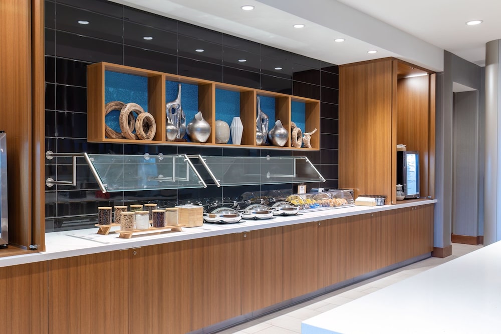 SpringHill Suites by Marriott Pleasanton 3/35