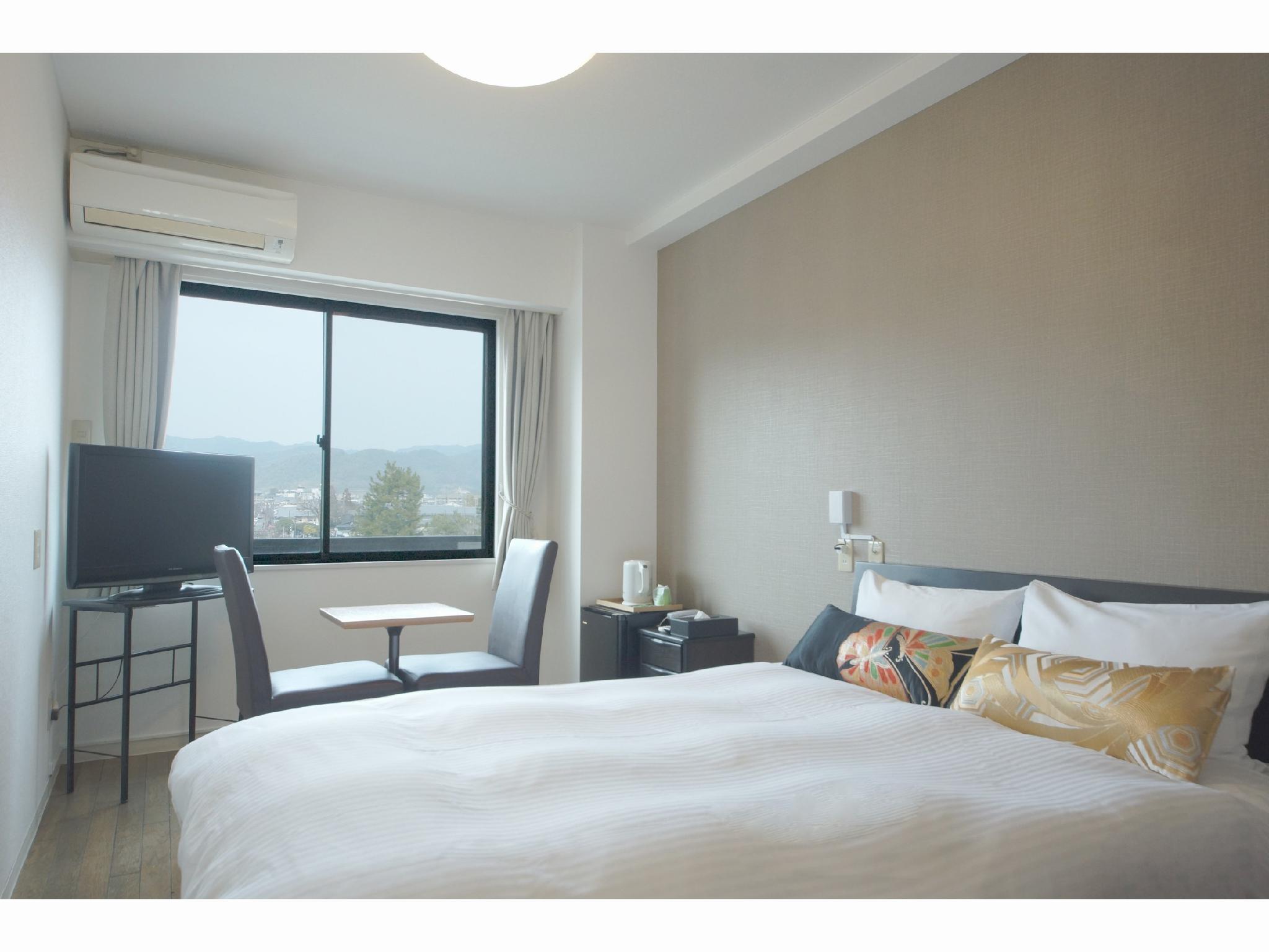 Room, Double Bed, River View, Night View