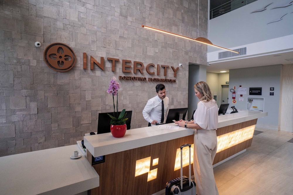 Lobby at Intercity Portofino Florianopolis, FLORIANOPOLIS