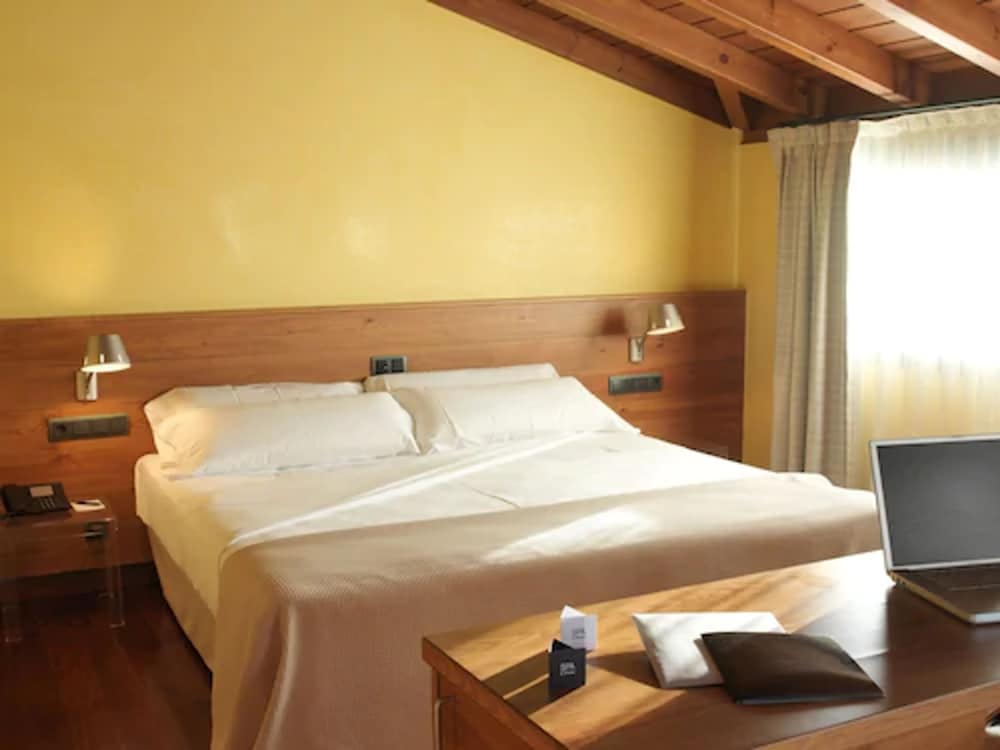 El Montanya Resort & Spa 34/81