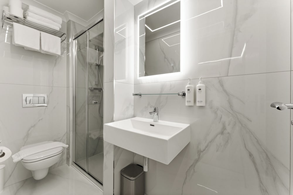 Guilford Street Apartments 47/50