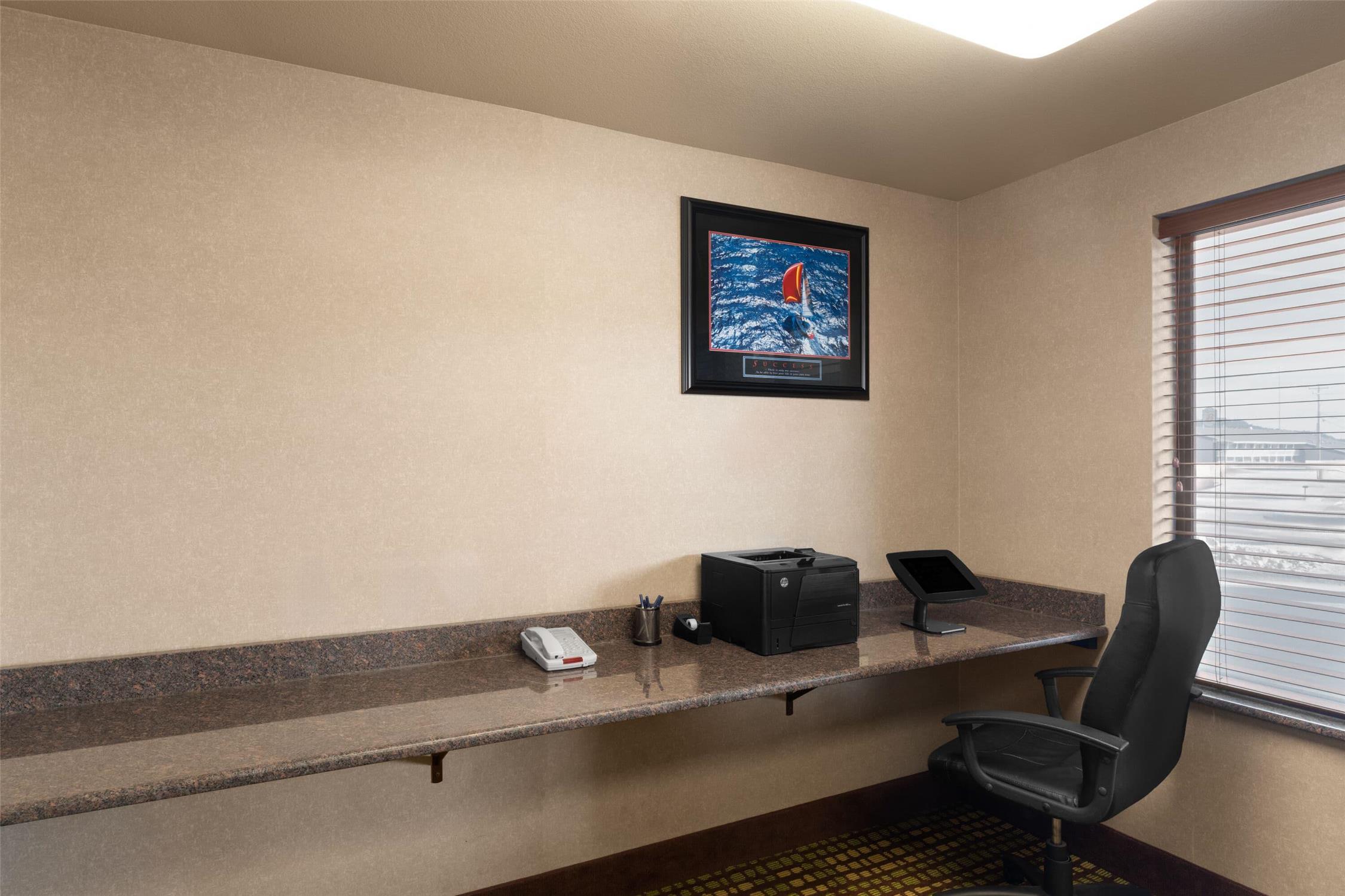 Baymont Inn & Suites By Wyndham Sturgis 31/35