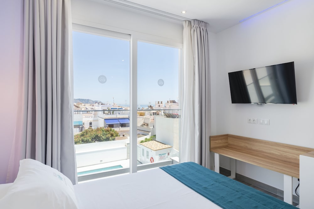 Nerja VG Hostal Boutique 10/25
