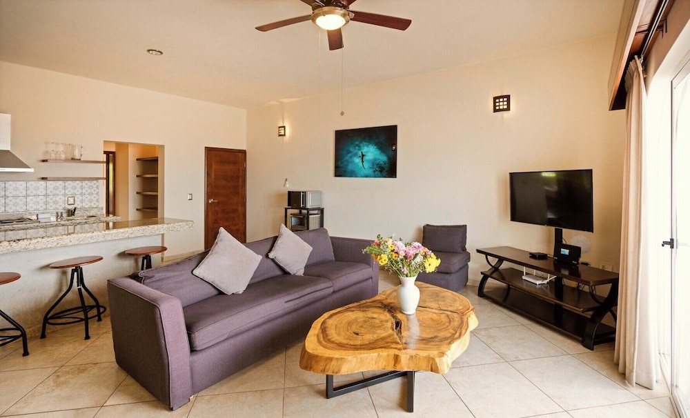 Club Del Moro Hotel Suites 43/72
