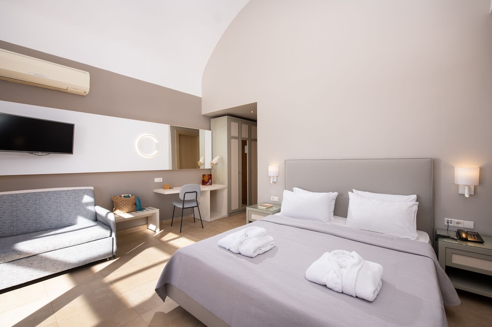 SUPERIOR, DOUBLE BED, BEACH FRONT