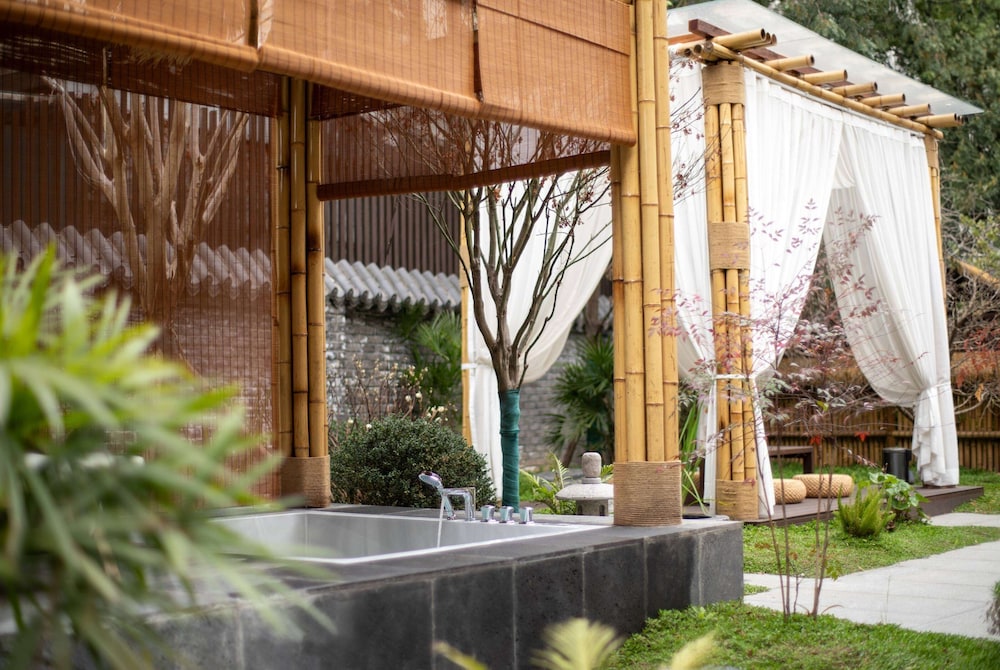 Wyndham Garden Qionglai Downtown 24/29