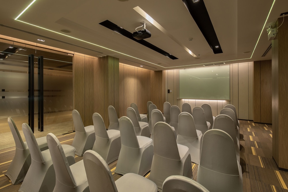 The Heritage Chiang Rai Hotel and Convention 40/50