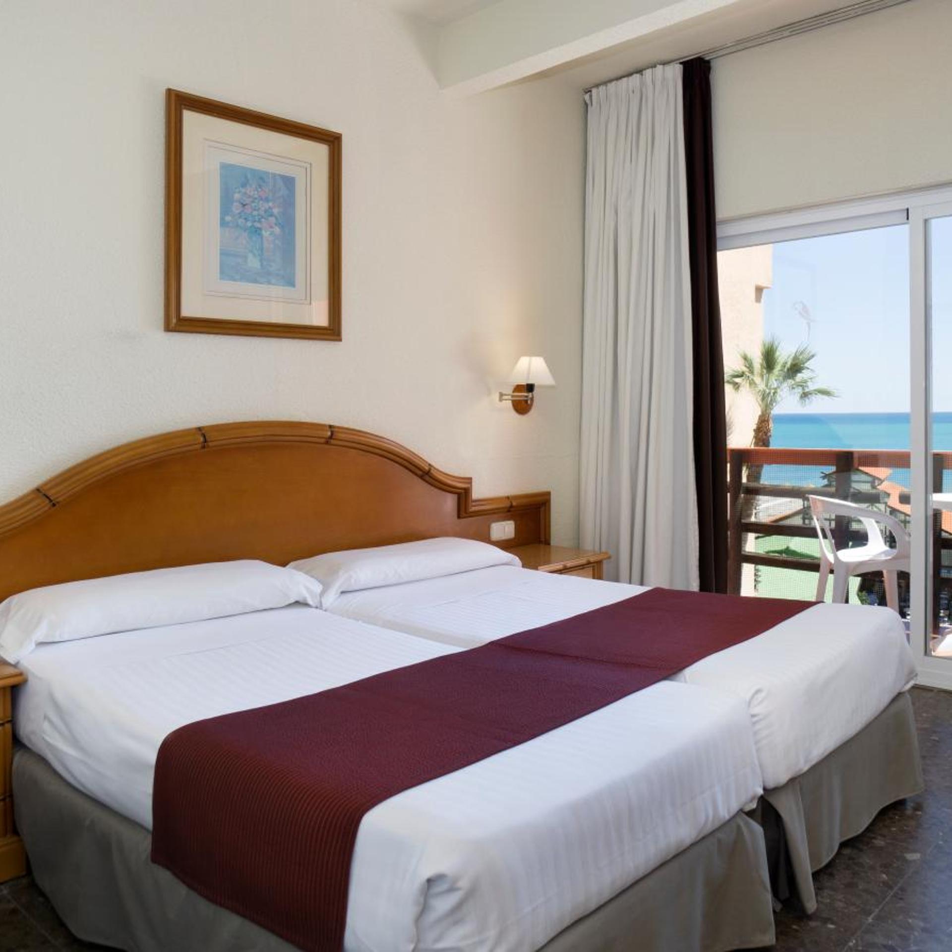 Room, Double or Twin Bed, Sea Front، MS Tropicana Costa del Sol 3/5