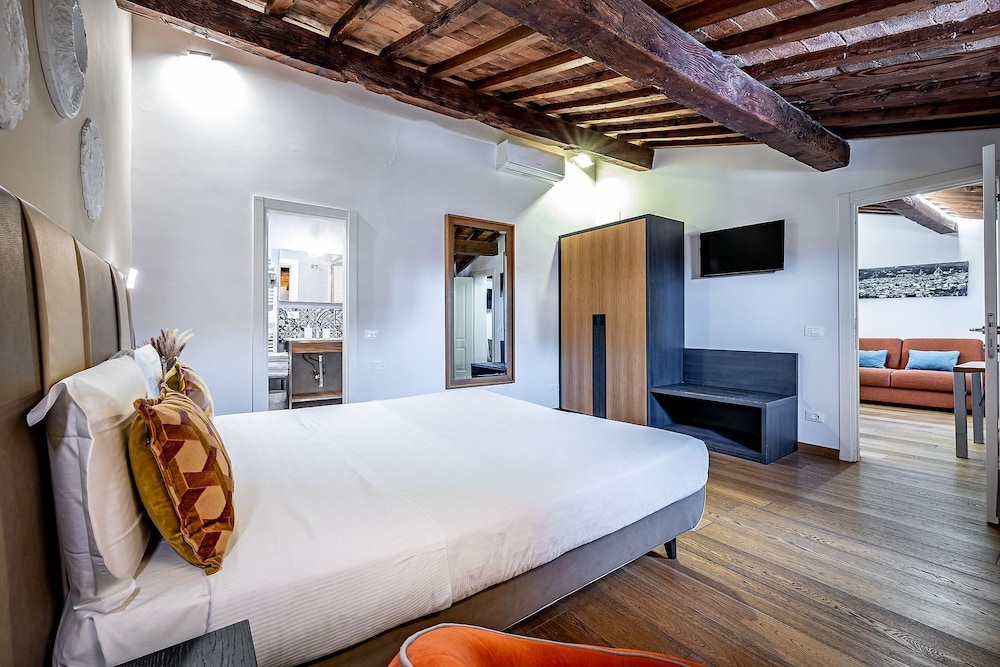 Martelli 6 Suite And Apartments 18/53
