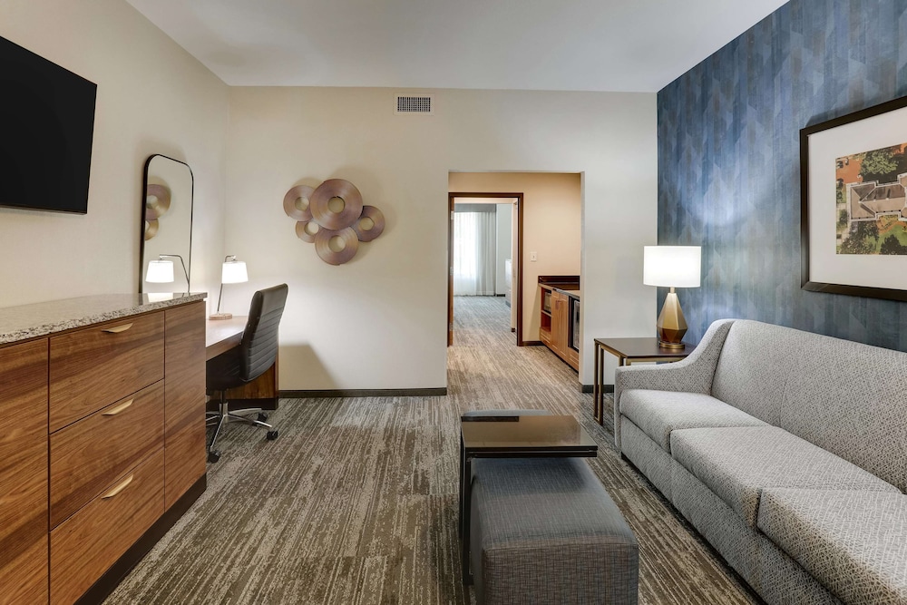 Drury Plaza Hotel Tallahassee 31/50