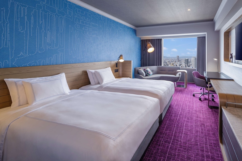 SWISS, EXECUTIVE, TWIN BEDS, EXECUTIVE LOUNGE ACCESS
