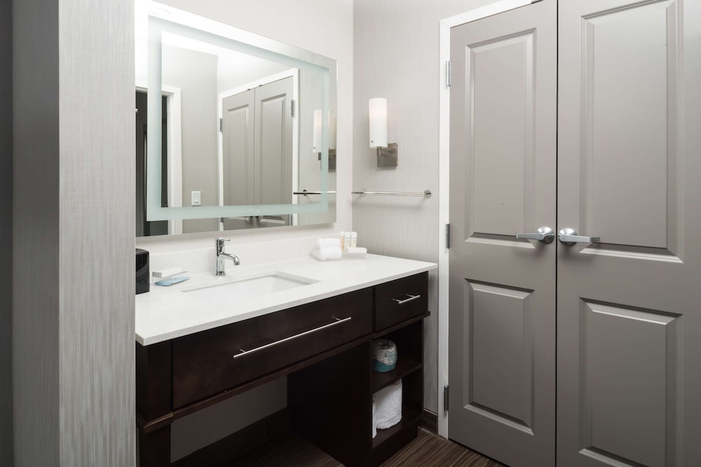 Homewood Suites By Hilton Tulsa Catoosa 10/56