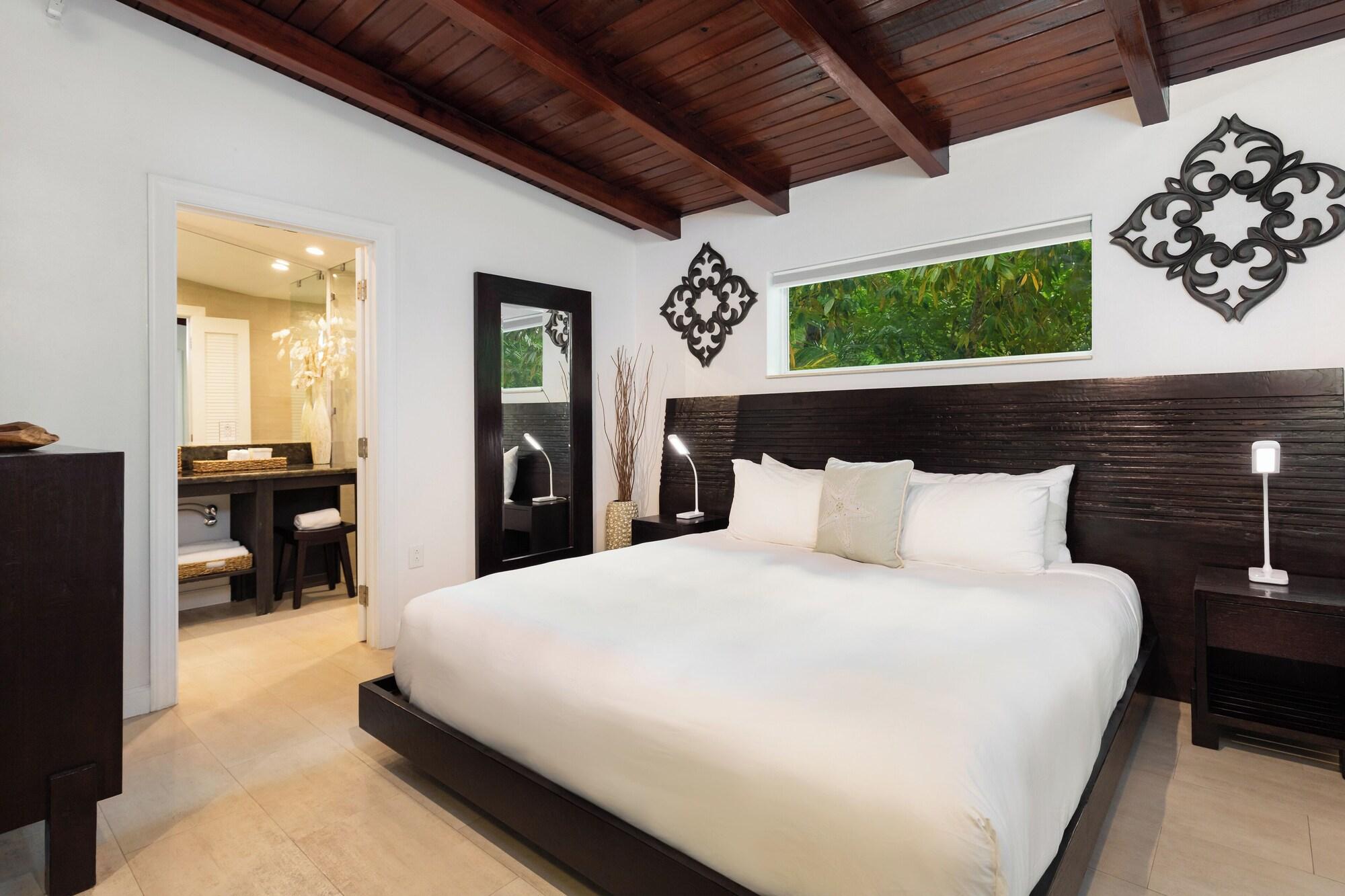 Paradise, Bungalow