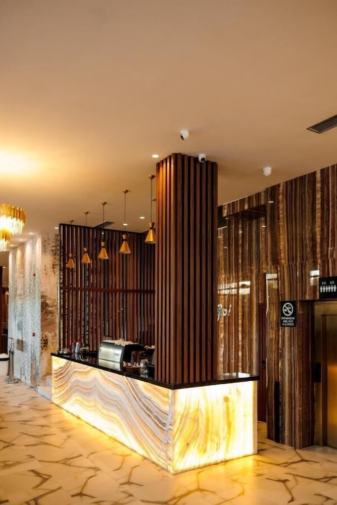 Amelia Mare Hotel 8/37