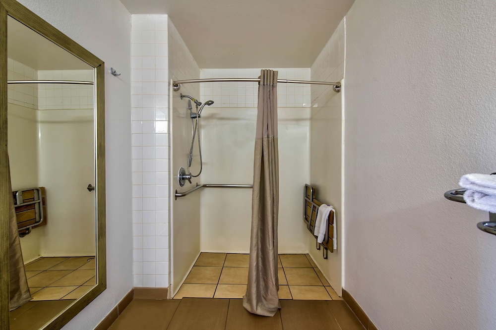 Motel6 Arlington, TX 57/58