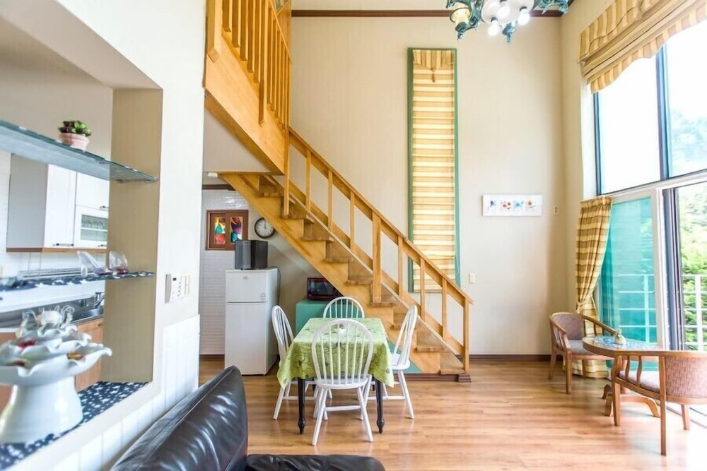 Peongcang Sunny Junny Pension 36/50