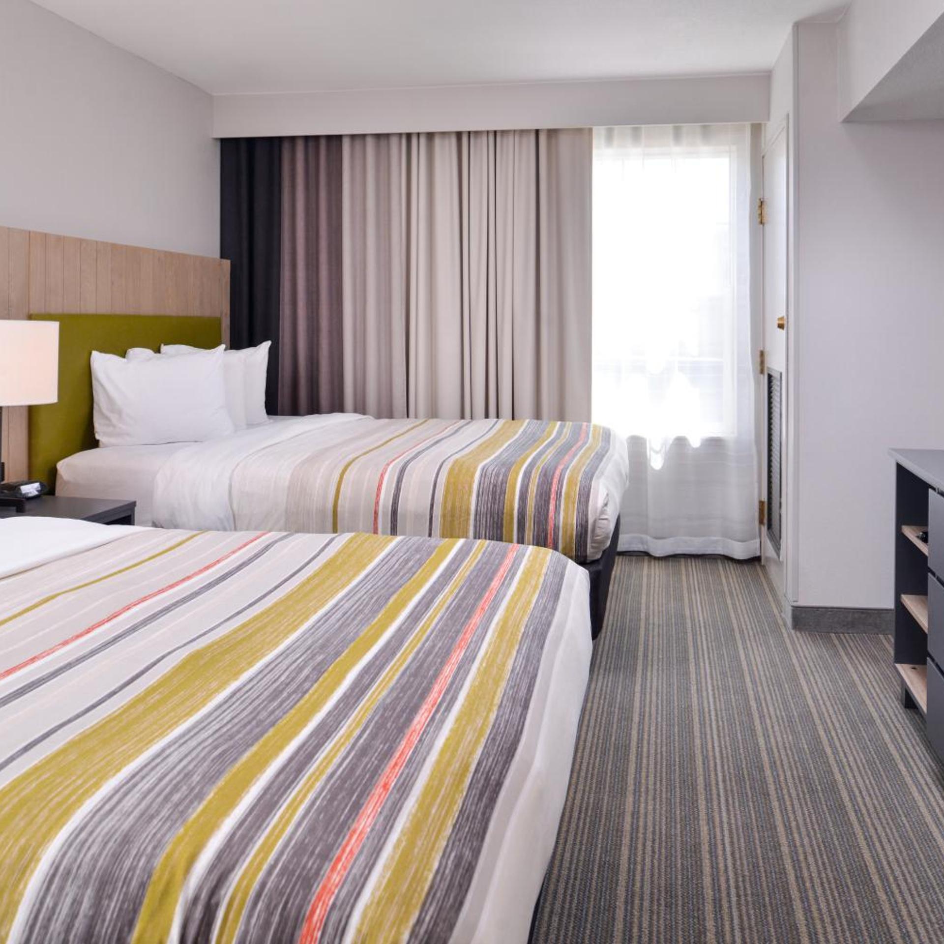 1 Bedroom, Suite, Queen Bed