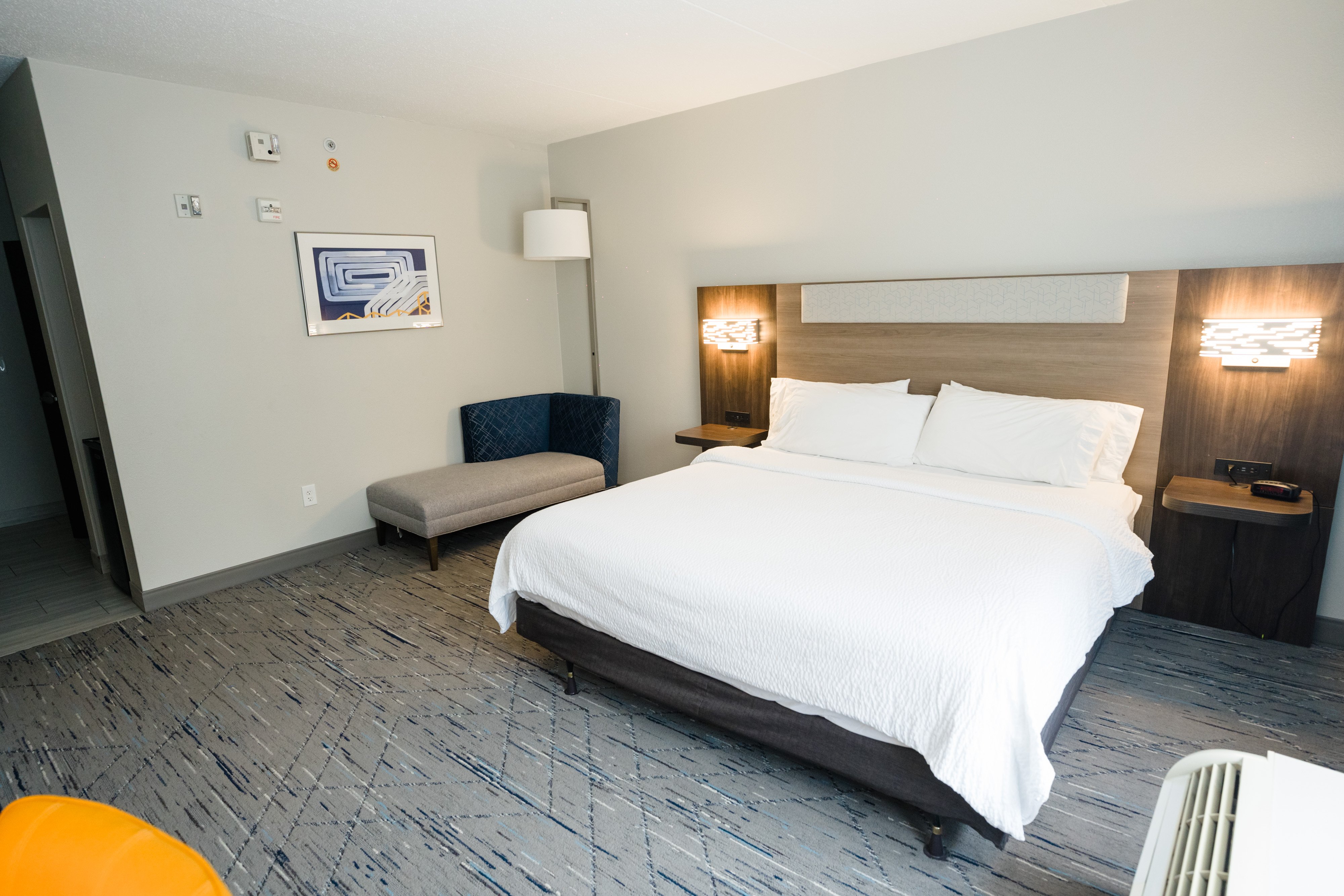 Holiday Inn Express Hotel Suites Kodak East Sevierville 24/64