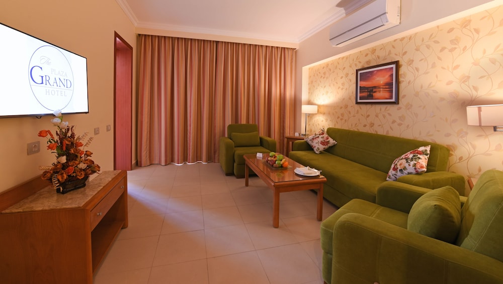 The Grand Plaza Hotel Smouha 43/68