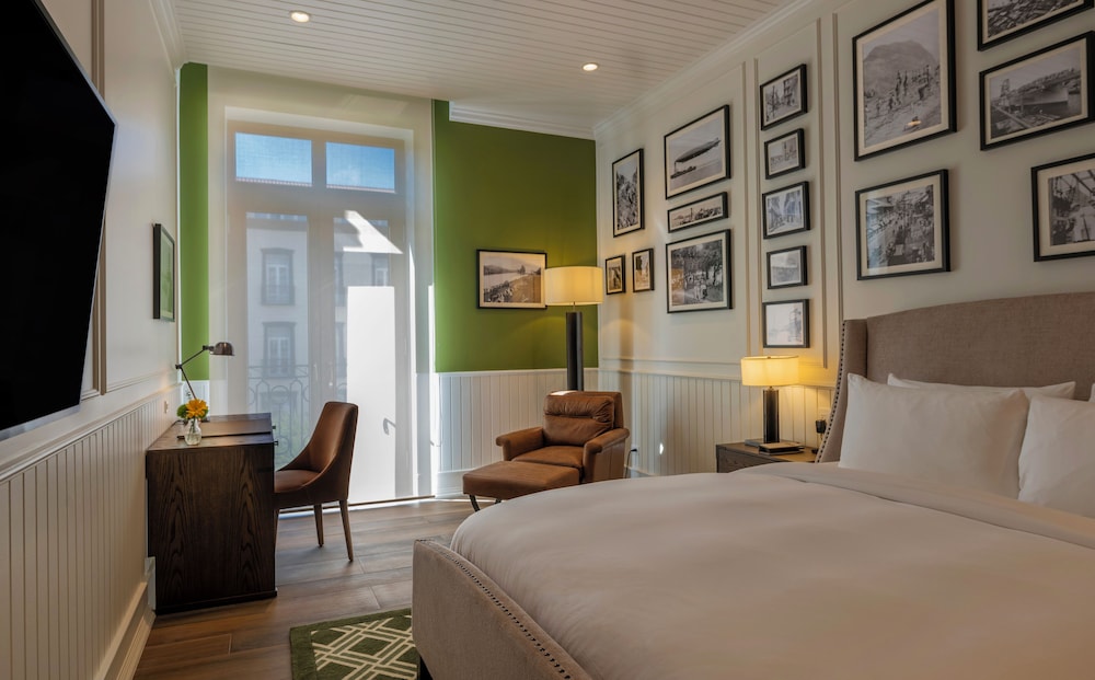 Casco, 2 Queen Beds