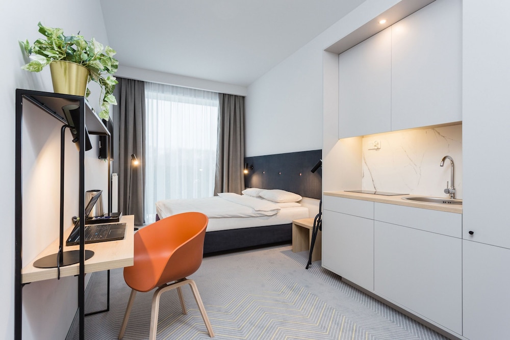 Platinum Hotel And Residence Wilanow 10/50