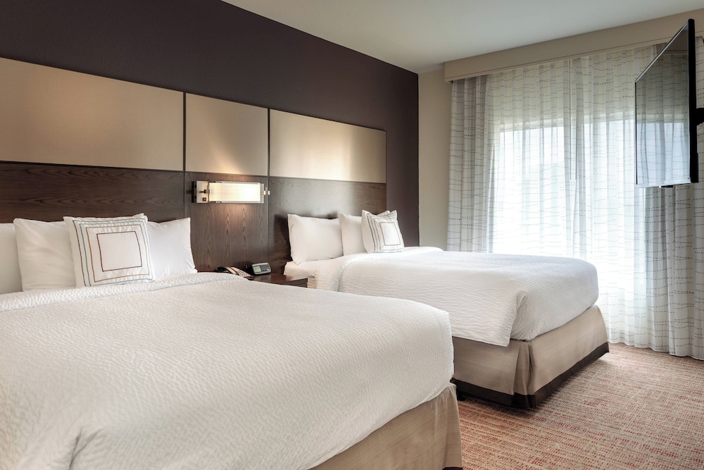 جناح بسريرين كوين بغرفة نوم واحدة مع أريكة، Residence Inn By Marriott Dallas Plano Richardson At Coit Rd 2/3