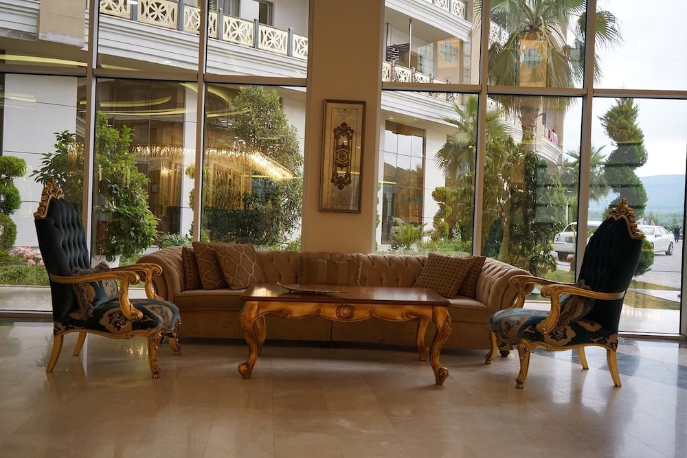 Maxwell Resort Hotel & Spa 35/50