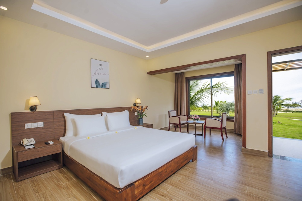 Celina Peninsula Resort 18/43