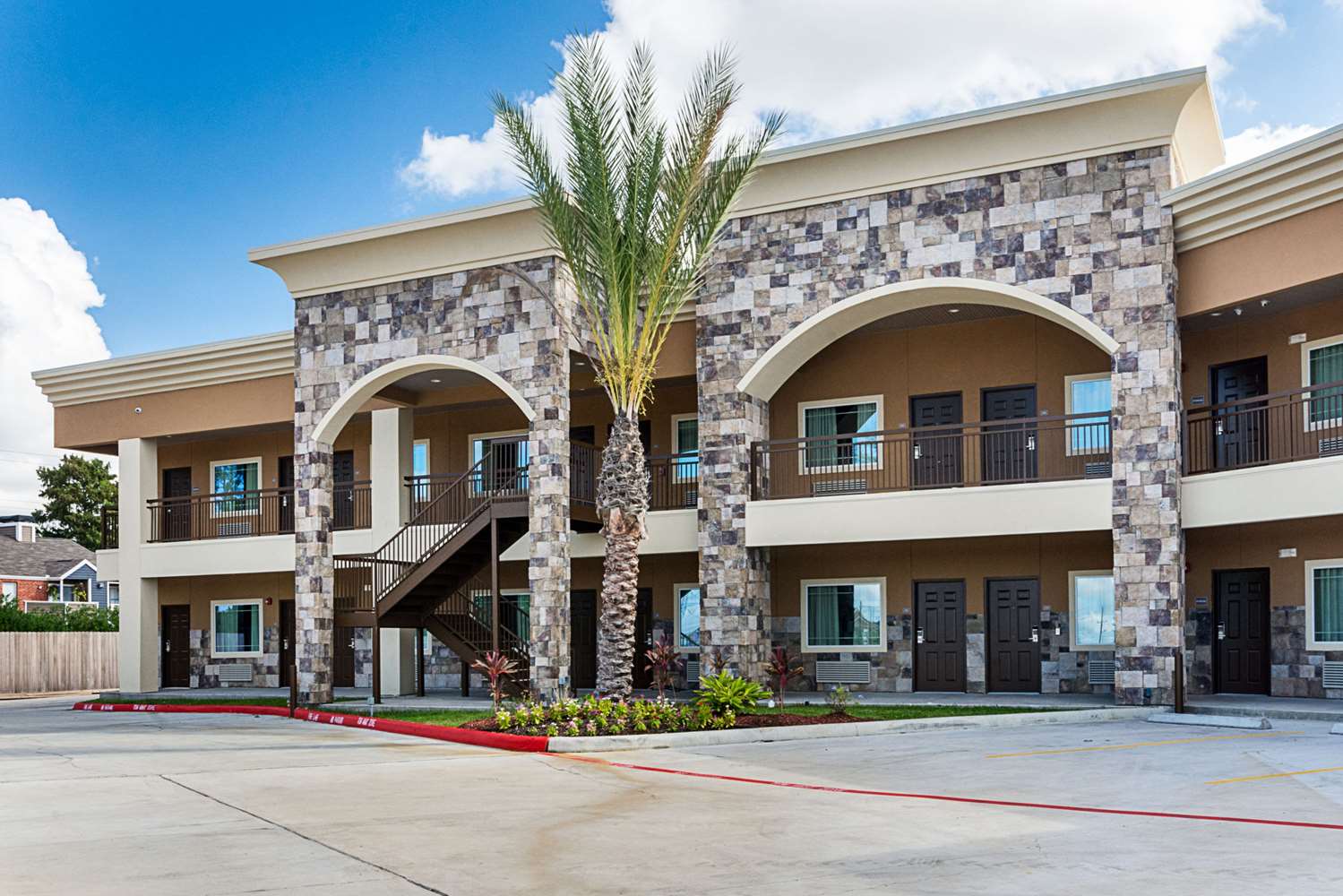 Econo Lodge Inn and Suites Houston NW-Cy-Fair 12/15