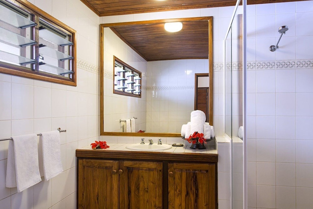 Mangoes Resort - Adults Only 34/38