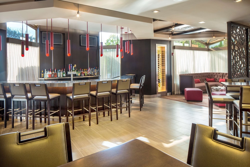 Doubletree By Hilton Hotel Largo-Washington Dc 49/57