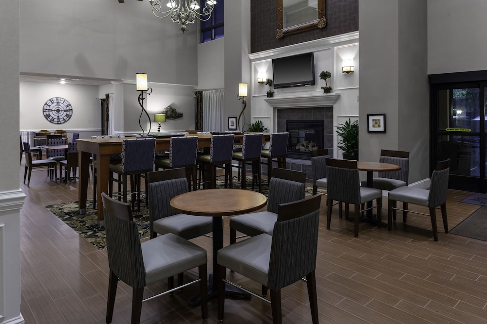 Hampton Inn & Suites Concord/Charlotte 31/57