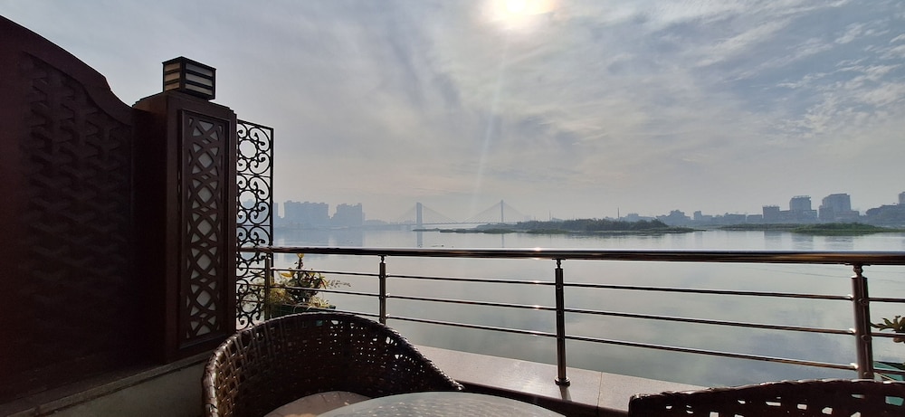 Trans Nile Hotel 38/42