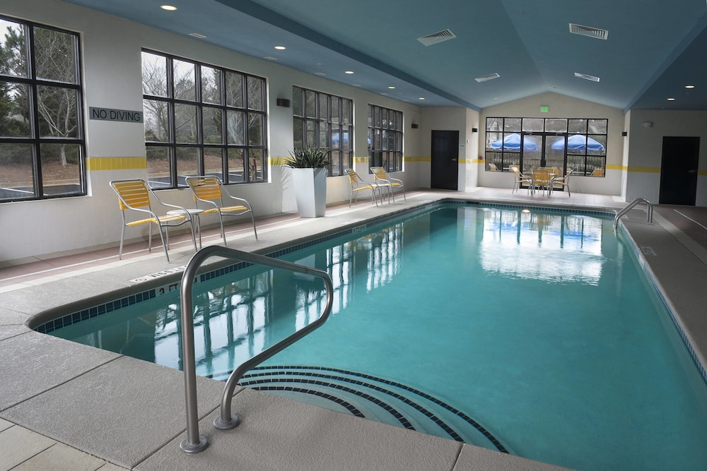 FAIRFIELD INN & SUITES ATLANTA BUFORD/MALL OF GEORGIA in BUFORD - GA