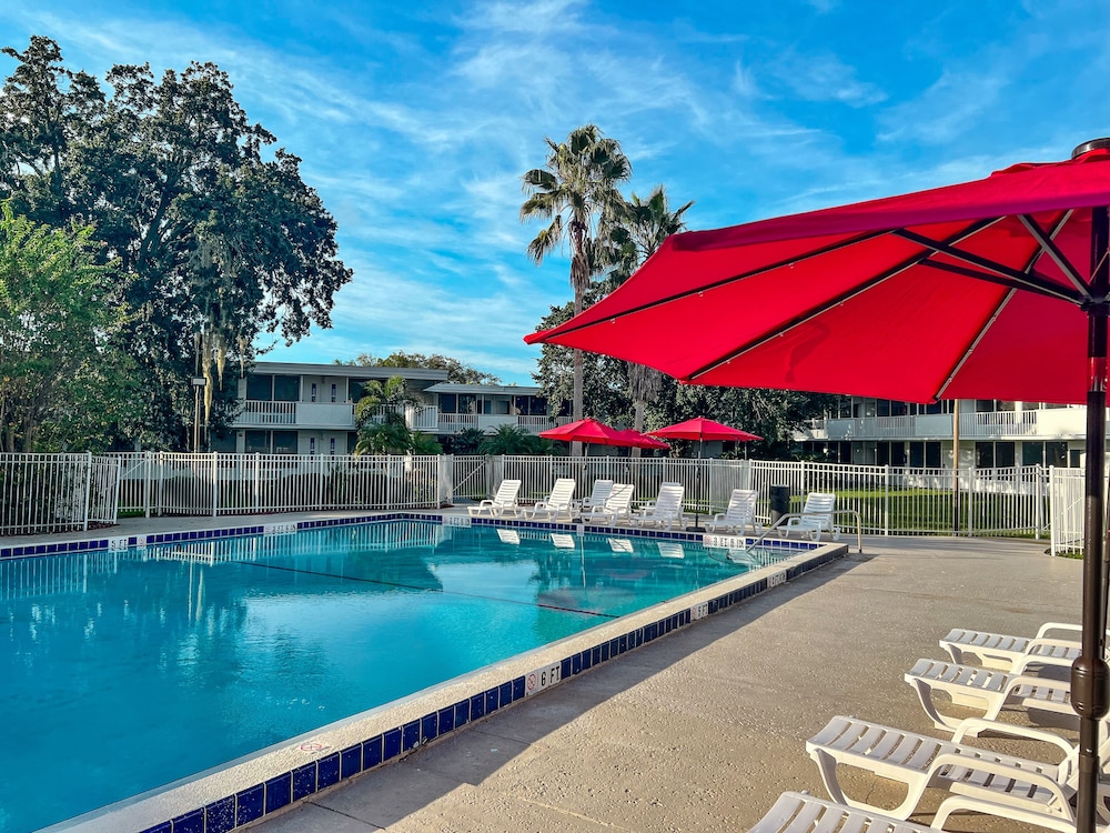 Baymont by Wyndham Orlando Lake Buena Vista South 29/50