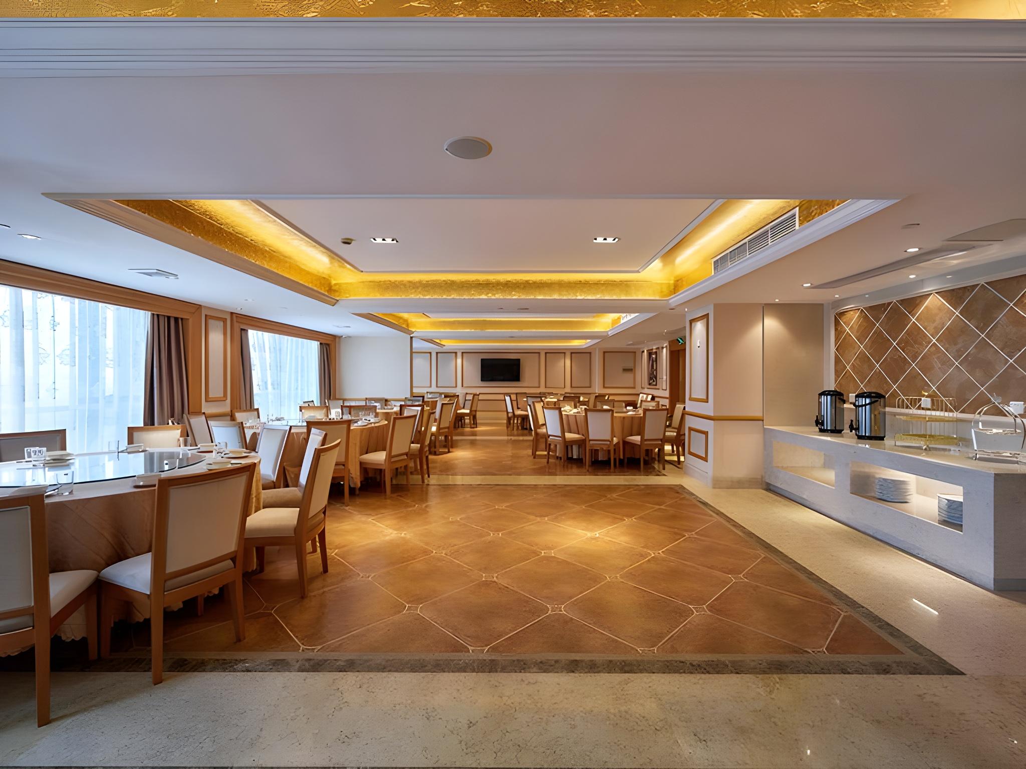 Vienna International Hotel (Hangzhou Xiaoshan Airport Yaqian) 23/34