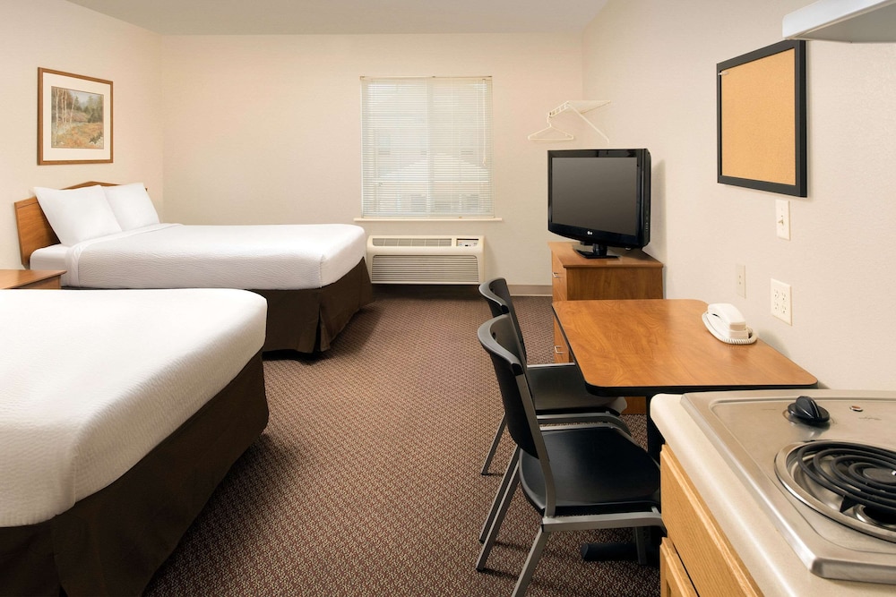 WoodSpring Suites Junction City 17/26