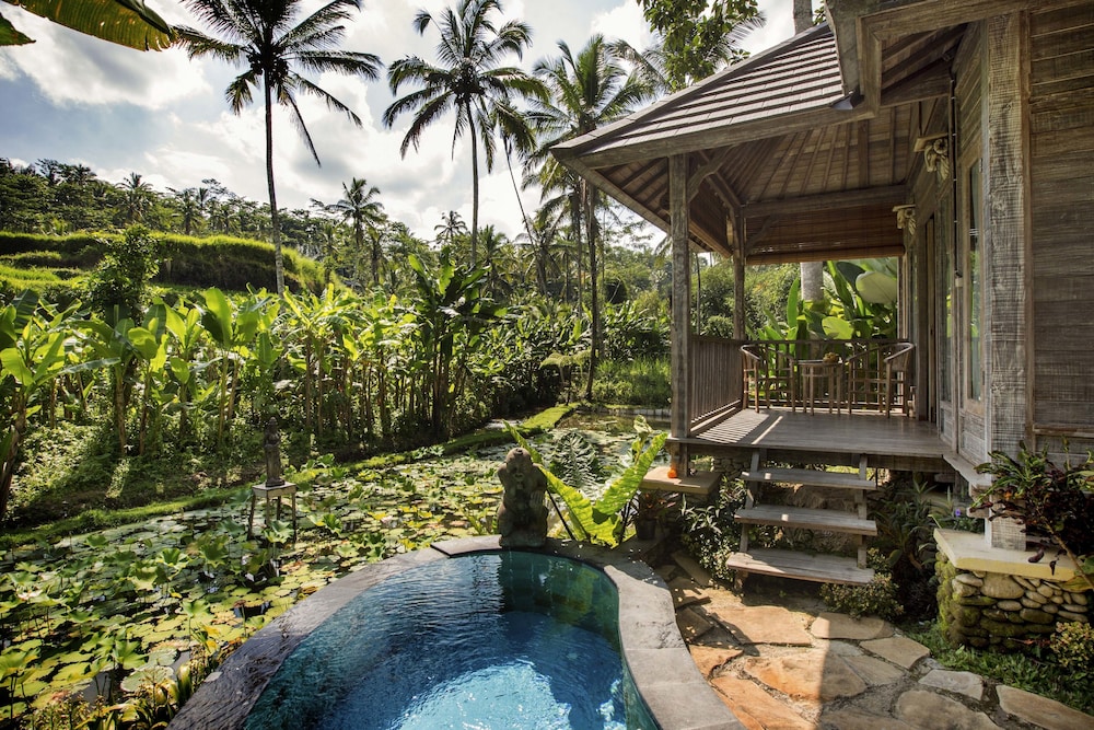 PONDOK SEBATU VILLA 62/73