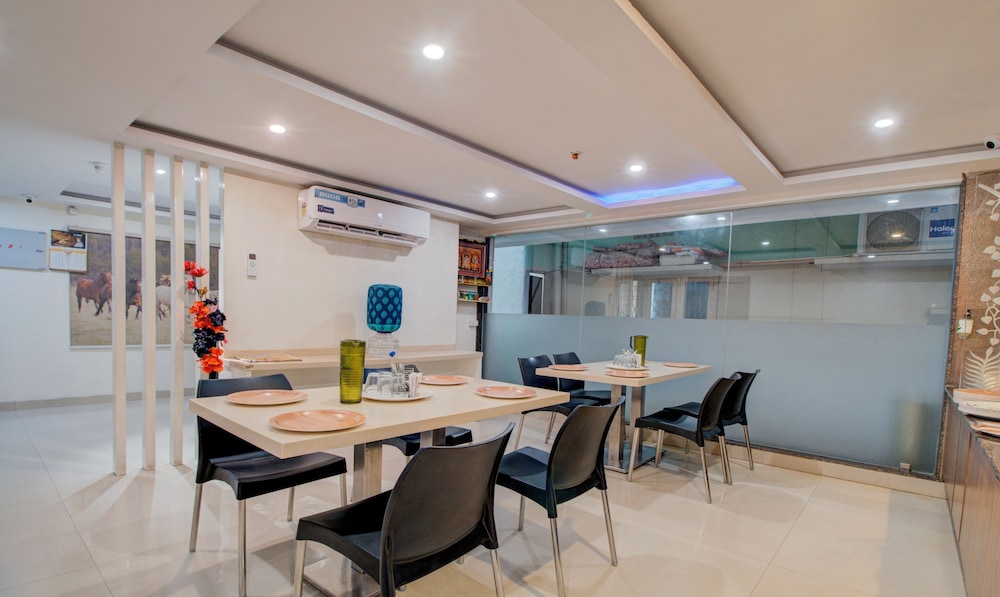Treebo Mvp Grand Vizag 15/16