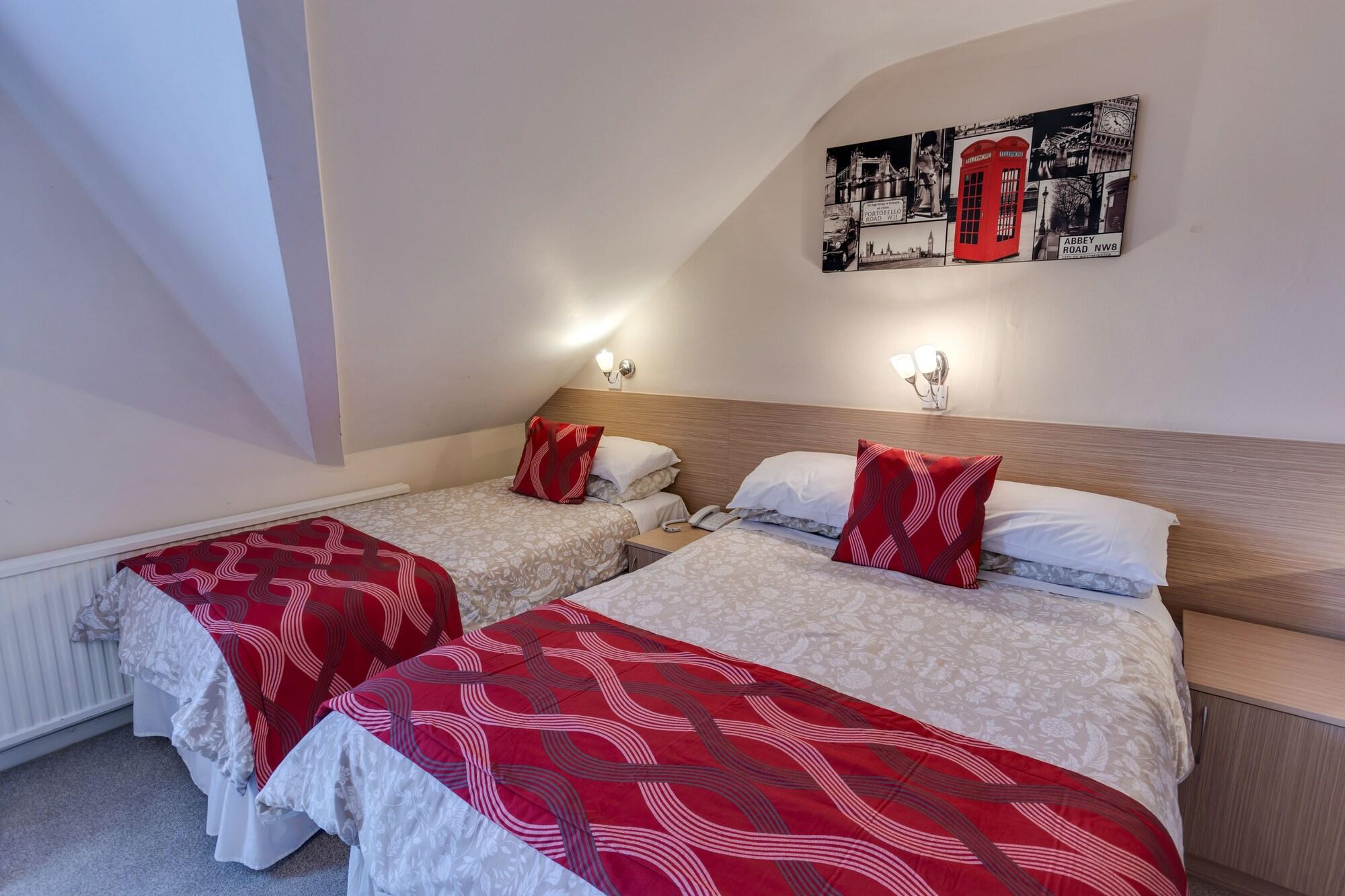 Room, Triple