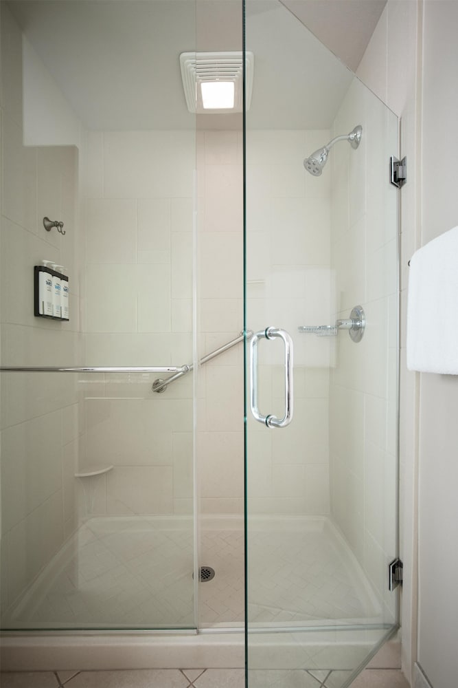 1 Bedroom, Master, Suite, King Bed