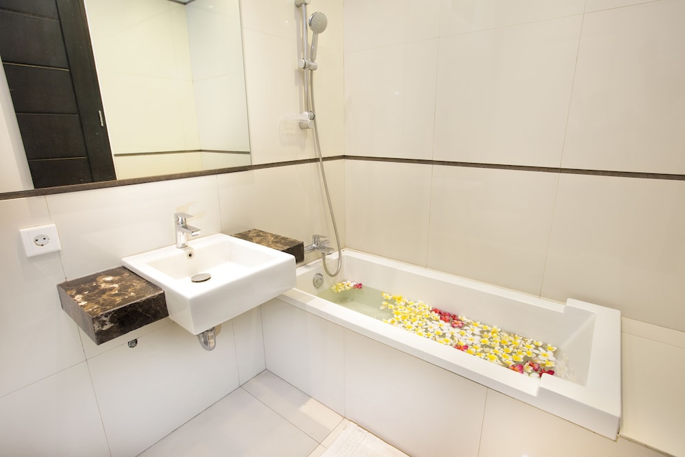 Inkuta Residence And Villa 26/32