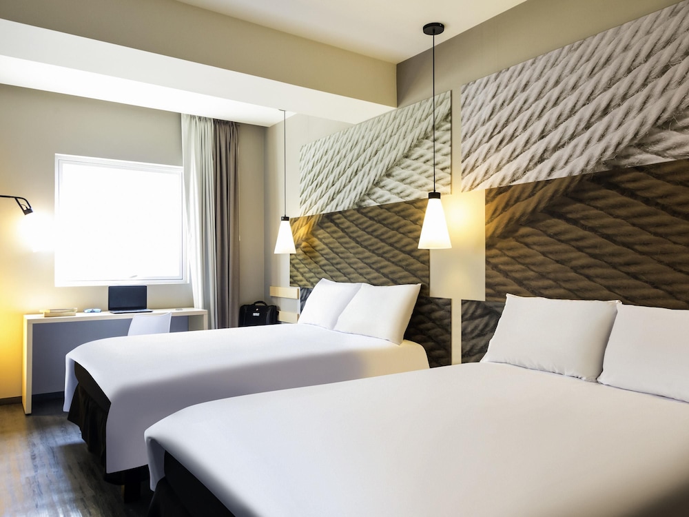 Ibis Mexico Tlalnepantla 17/50
