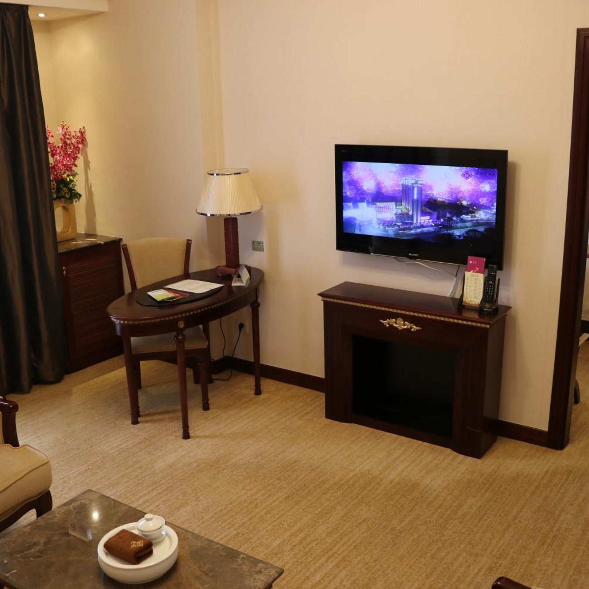 Rongjiang Hotel 66/74