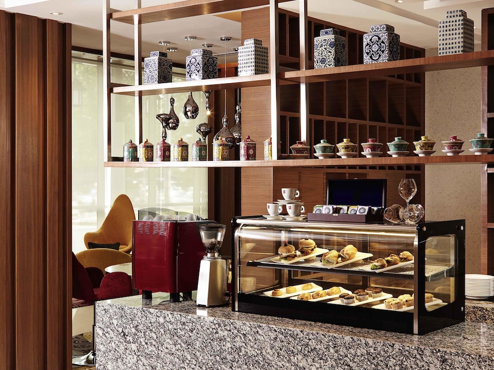 Mercure Kuala Lumpur Shaw Parade 34/69